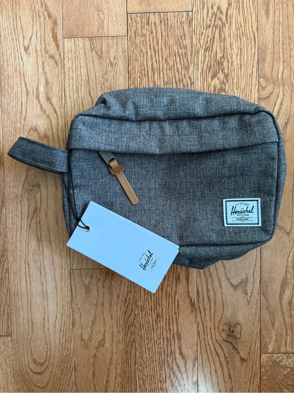 Herschel NWT chapter travel kit 5L